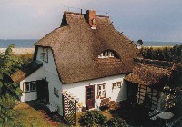 S&uuml;dansicht mit Garten aus 6 m H&ouml;he, Oktober 1998